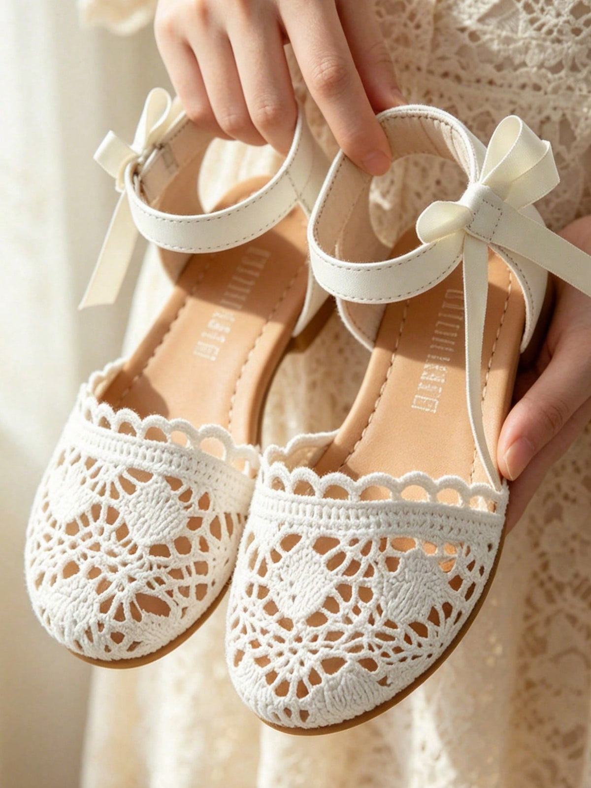 Charming White Crochet Lace Closed-Toe Sandals For Girls, Breathable Shoes With Delicate Bow Strap, Casual Footwear For Birthday Parties, Daily Life