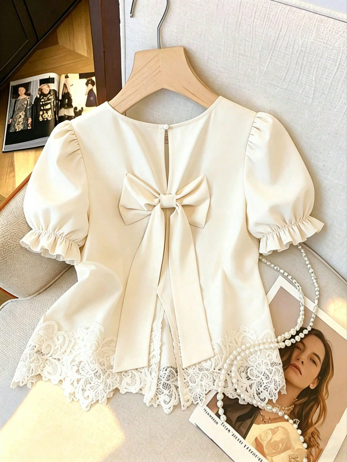 Franclia Elegant French-Style Women's Top,Cream White Summer Puff-Sleeved Bow Design Blouse,Tea Party Casual Commuter Office Wear,Fashionable Luxury Apparel
