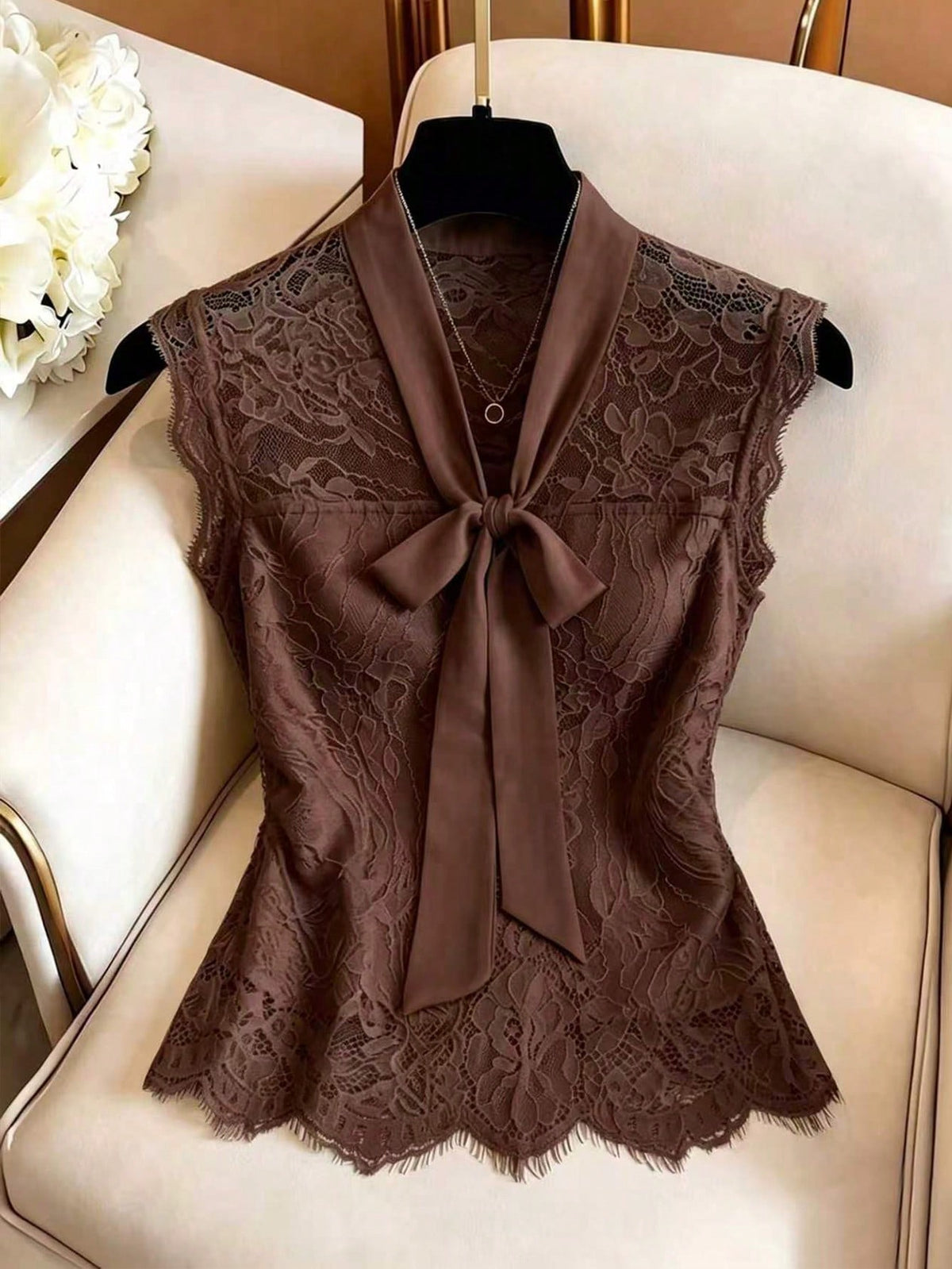 GlowEve Women's Elastic Lace Chiffon Bow Tie Sleeveless Waist Fitted Elegant Camisole Top, Suitable For Commuting In Summer