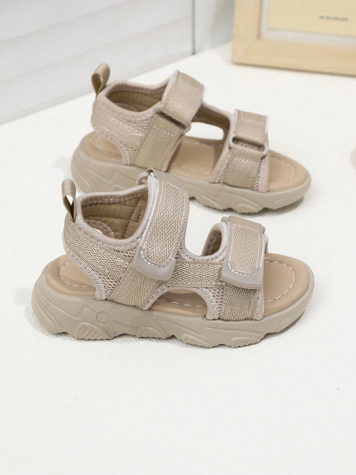 1 Pair Kids' Sports Sandals, Outdoor Beach Sandals, Soft Sole Fashionable Boys' Sandals