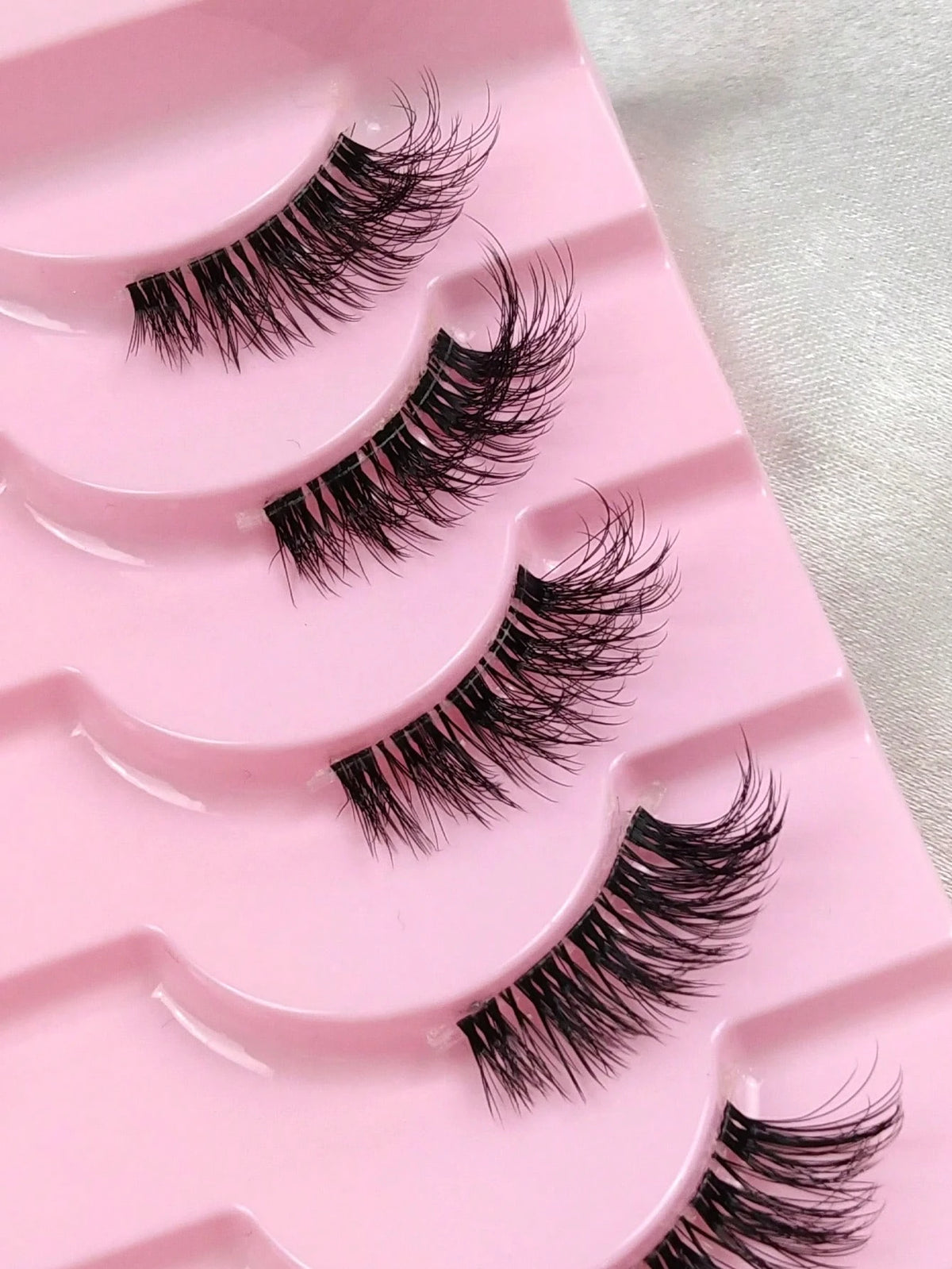 10 Pairs Half Lashes Clear Band Eyelashes Cat Eye False Eyelashes Transparent Band Short Soft Curly 3D Faux Mink Eyelashes Soft Makeup Manga Eyelashes Strip Lashes,Lashes,Eyelashes,Fake Lashes