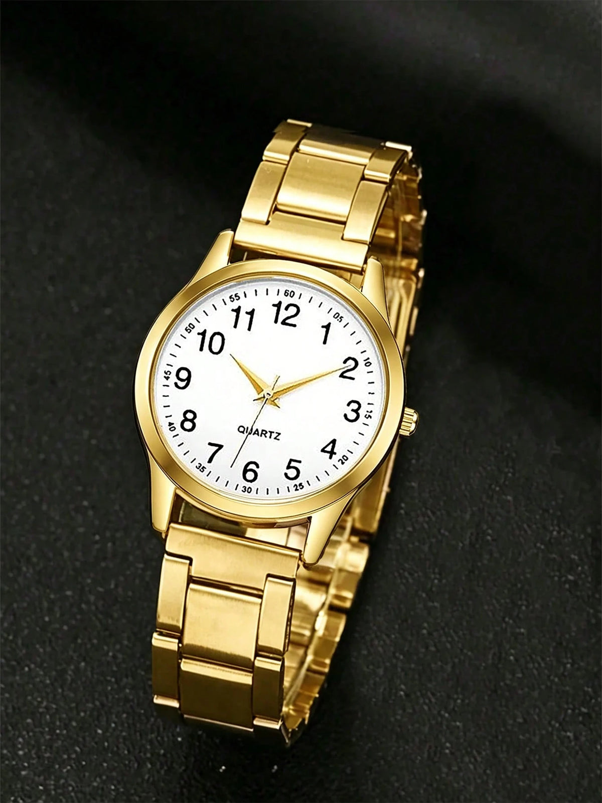 1pc Boys Gold Alloy Band Casual Round Dial Quartz Watch, Suitable For Daily Wear