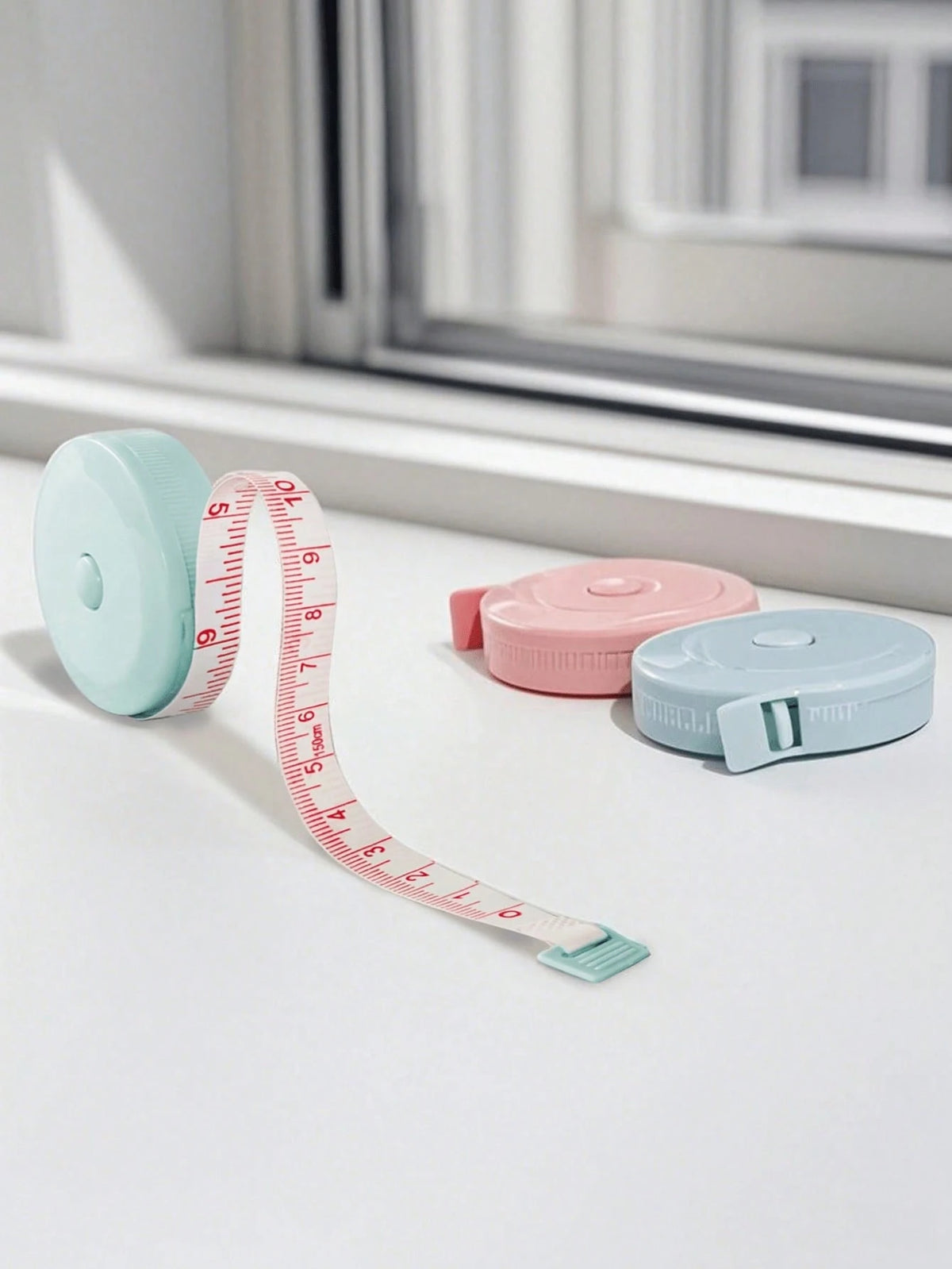 1pc Cute Mini Retractable Tape Measure, Soft Ruler, Flexible Body Measuring Tape, Suitable For Weight Loss, Medical Body Measurement, Sewing, Tailoring. Tape Length: 1.5m/60 Inches. Please Note That D