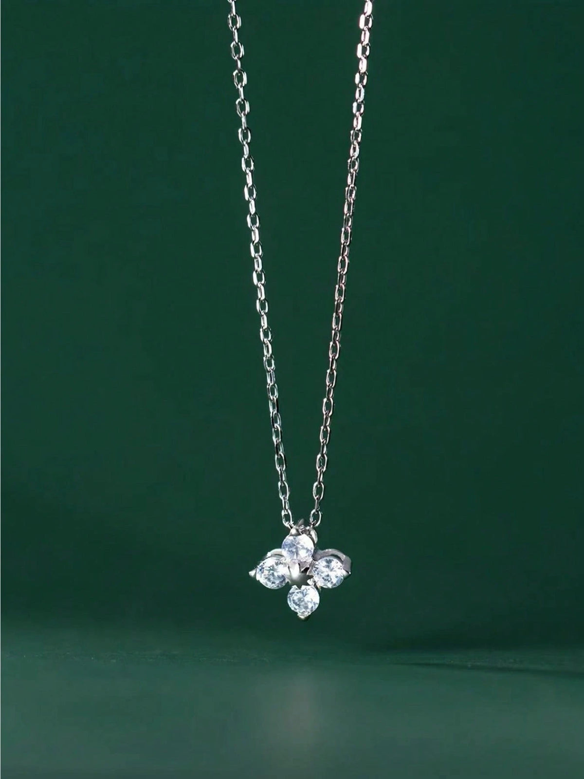 1pc Fashionable 925 Silver Cubic Zirconia Flower Rhinestone Pendant Necklace, Elegant Simple Gold Necklace For Women, Suitable For Wedding And Party Valentines