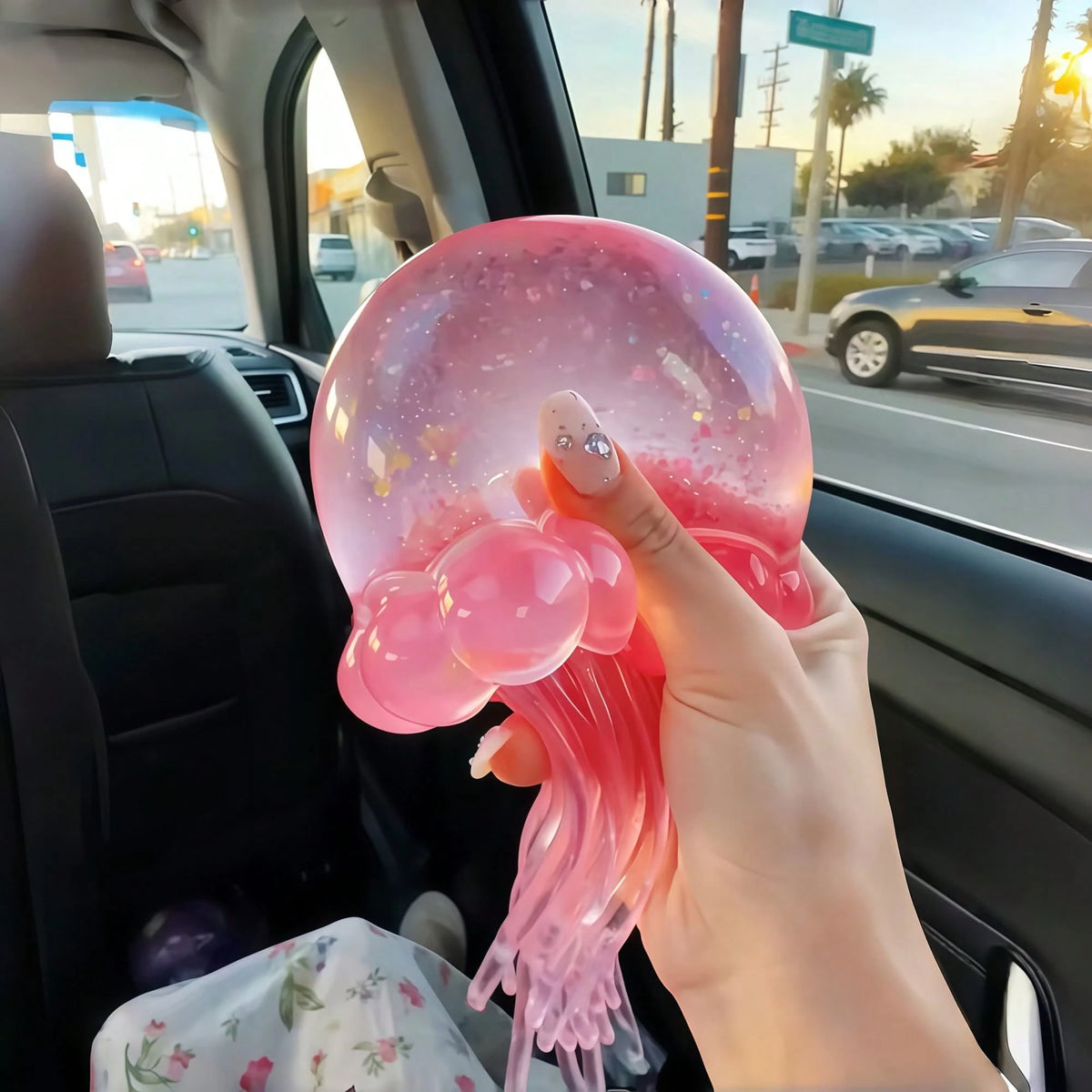 1pc Realistic Pressure Relief Jellyfish Shaped Soft Squishy Toys, Cute Soft Stress Relief, Slow Rebound TPR Material Realistic Jellyfish Shaped Stress Ball, Adult Pressure Relief Toys--Squishy-Squishy