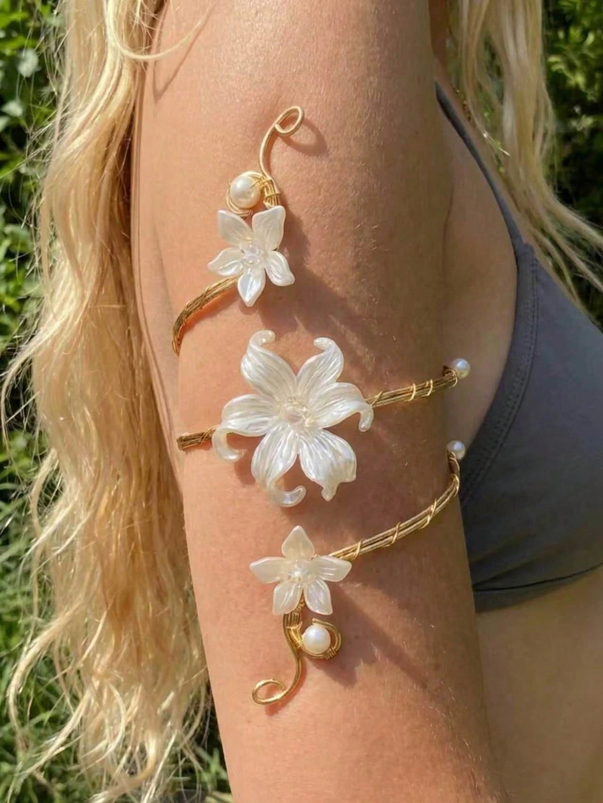 1pc Summer Fashion Floral Arm Bracelet, Exaggerated Geometric Open Metal Bangle Arm Ring, Suitable For Vacation, Party, Gathering