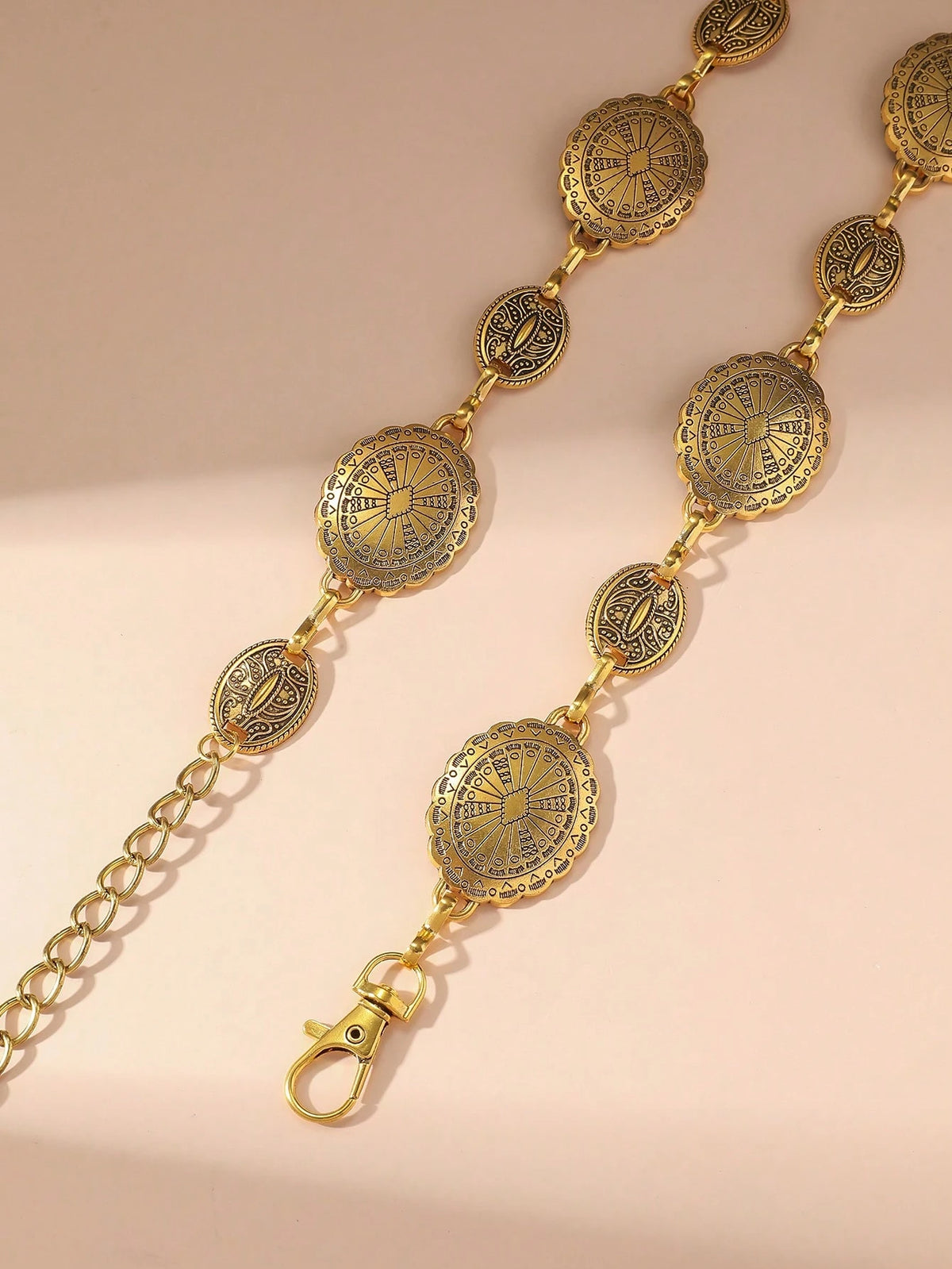 1pc Vintage Fashion Bohemian Metal Floral Pattern Distressed Flower Disc Waist Chain, Suitable For Women's Daily Wear And Party, Festival Style