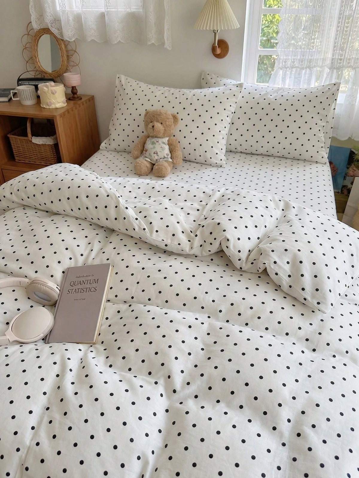 2/3pcs White Fine Polka Dot Pattern Duvet Cover Bedding Set, Soft Breathable Wrinkle-Resistant, Promotes Better Sleep, Luxury Hotel Style, Gift For Parents And Friends, Reversible Dual-Color Duvet Cov