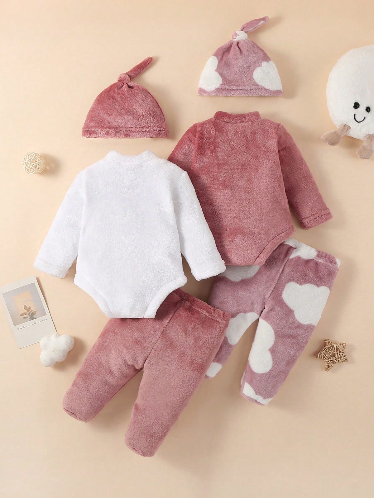 [2 Sets Random Selection] Newborn Double-Sided Flannel Comfortable Soft Cute White & Pink Star, Cloud, Heart, Bow Embroidery Pattern, Jumpsuit Hat Pants, Best Gift For Newborns, Versatile Fashion