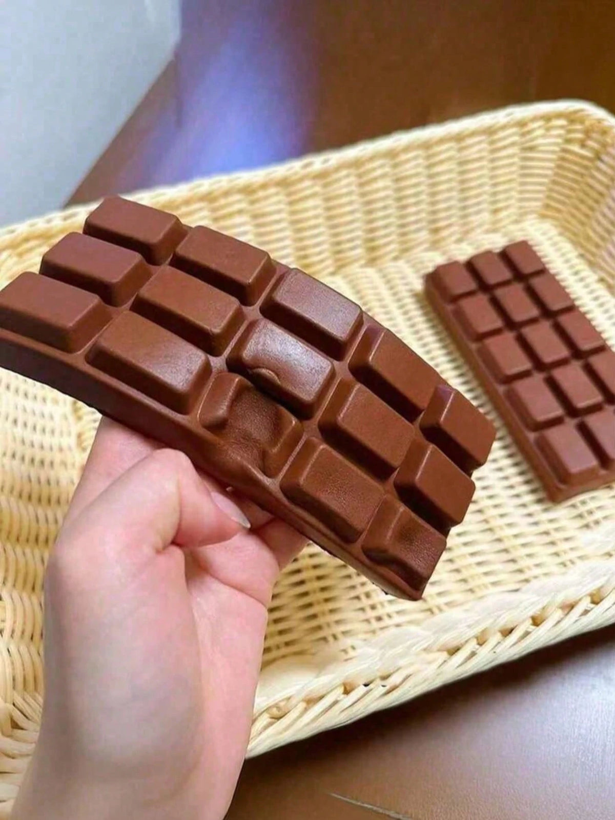 2pcs/1pc Realistic Chocolate Stress Relief Squeeze Toy, Squeeze And Play To Relieve Stress, Adult Desktop Stress Relief Squeeze Toy, Chocolate Shaped Birthday Party Gift And Surprise Gift, Perfect Gif