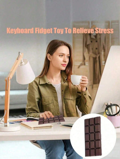 2pcs/1pc Realistic Chocolate Stress Relief Squeeze Toy, Squeeze And Play To Relieve Stress, Adult Desktop Stress Relief Squeeze Toy, Chocolate Shaped Birthday Party Gift And Surprise Gift, Perfect Gif