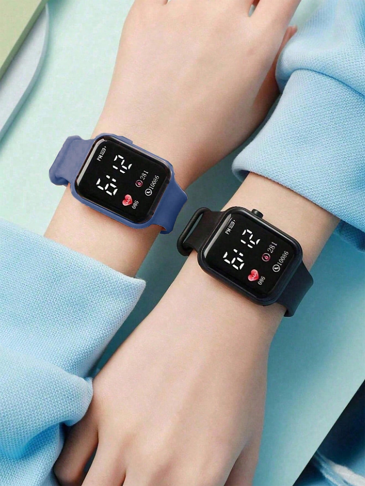 2pcs Black & Blue PVC Strap Sports Square Dial Heart Numeral Watches, Suitable For Daily Wear
