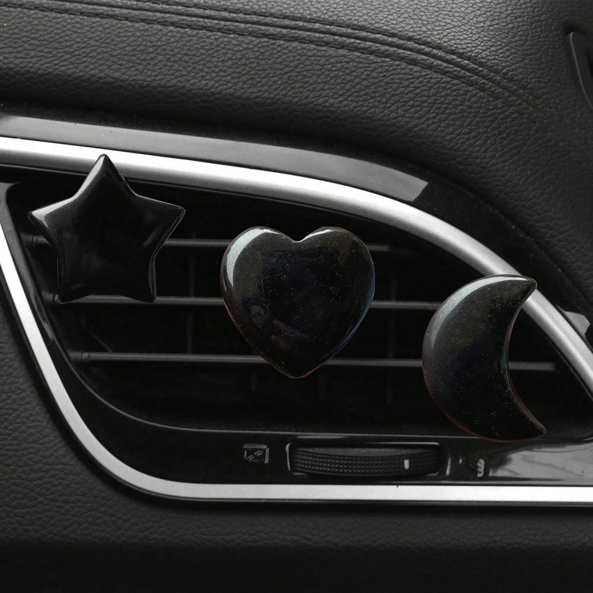 3pcs Natural Crystal Crescent Moon, Star, Heart Shaped Car Air Vent Clip Decor, Natural Stone Decoration Accessories For Car Air Conditioning Outlet