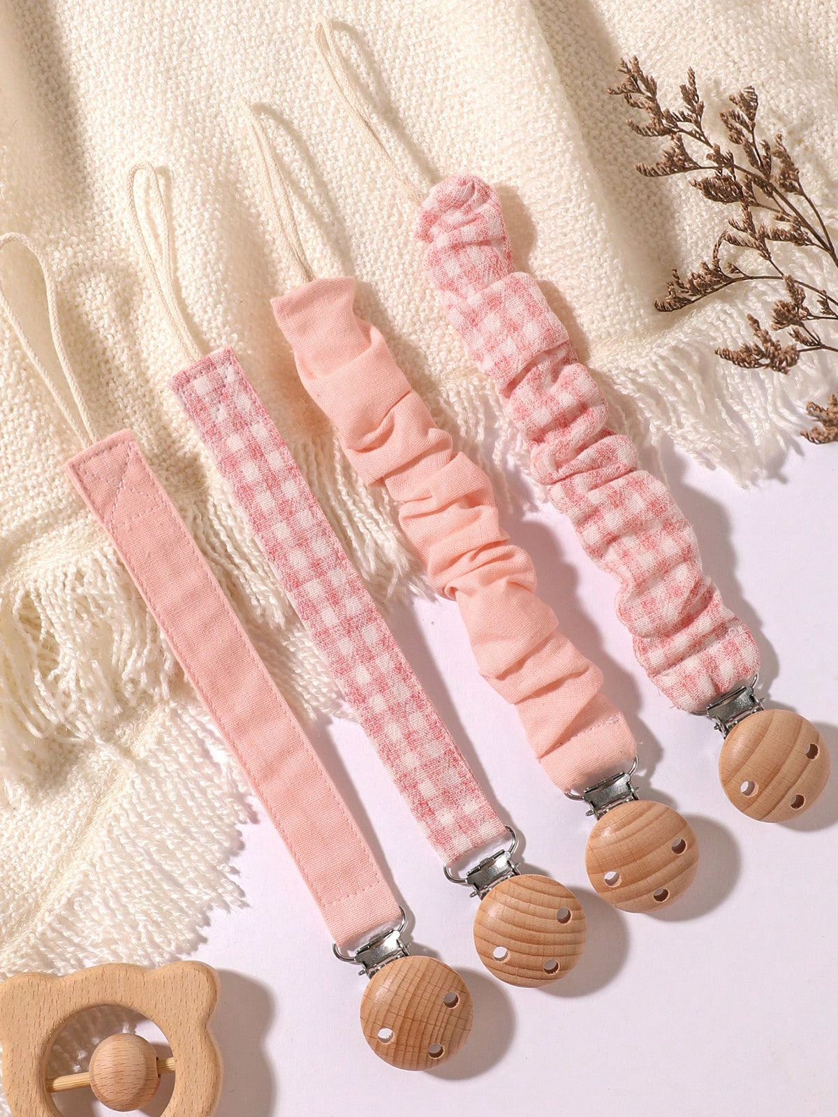 4pcs Baby Pacifier Clips, Plaid, Polka Dot, Solid Color Blue/Pink/Khaki, Wooden 3-Hole Pacifier Clips, Suitable For Daily Use