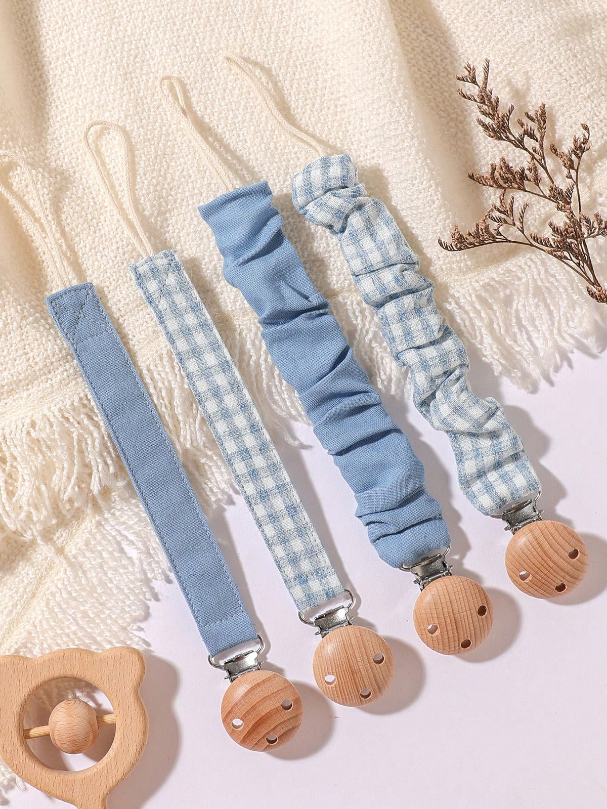 4pcs Baby Pacifier Clips, Plaid, Polka Dot, Solid Color Blue/Pink/Khaki, Wooden 3-Hole Pacifier Clips, Suitable For Daily Use