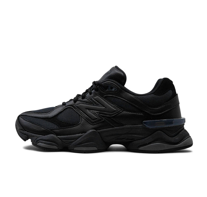 New Balance 9060 Triple Black