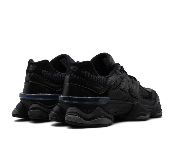 New Balance 9060 Triple Black