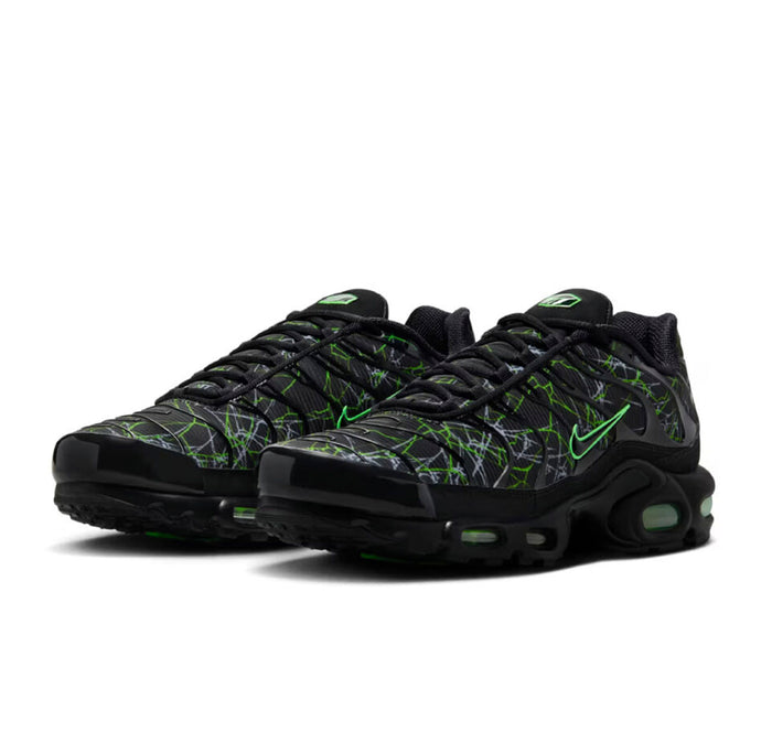 Nike Air Max Plus TN Shattered Glass