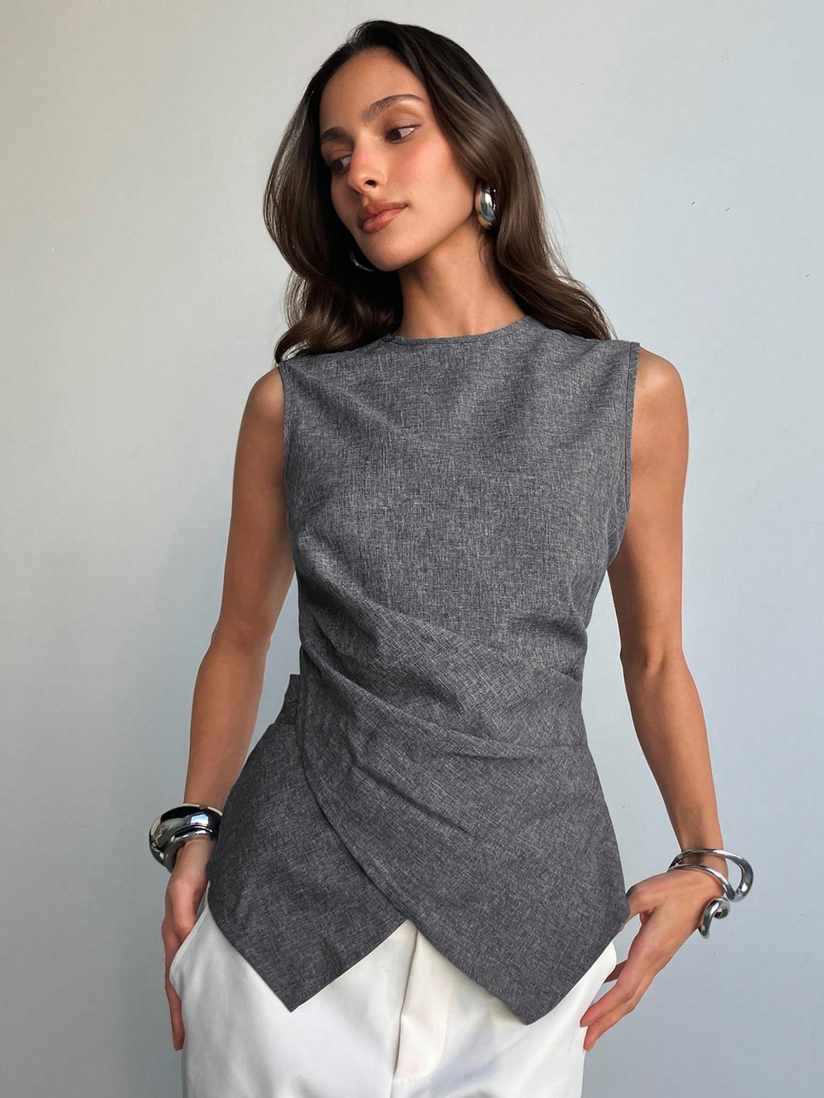 Aloruh Women's Charcoal Gray Elegant Summer Blouse Old Money Style Slim Fit Criss-Cross Waist Casual Office Work Business Commuter Teacher Teachers' Day