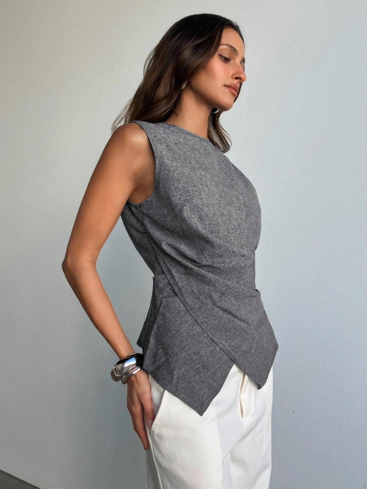Aloruh Women's Charcoal Gray Elegant Summer Blouse Old Money Style Slim Fit Criss-Cross Waist Casual Office Work Business Commuter Teacher Teachers' Day
