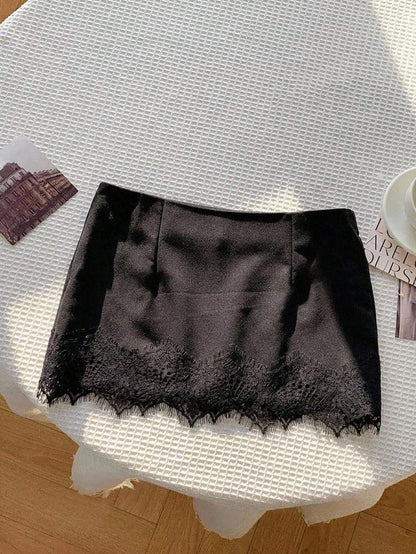 Attitoon Women's Elegant Black Summer Lace Patchwork Mini Skirt,Low-Waist Y2K Lace Skirt For Date Night,Party,Beach,Vacation,Prom,Wedding,Festival,Graduation