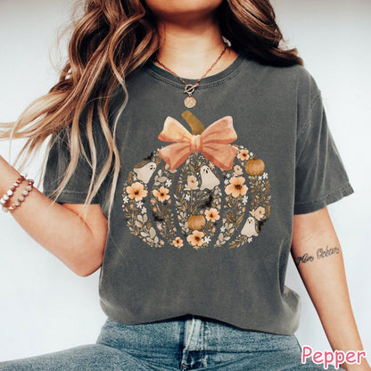Coquette Floral Pumpkin Ghost Graphic T-Shirt, Cute Bow Halloween Fall Tee For Casual Party & Trick-Or-Treating Wear