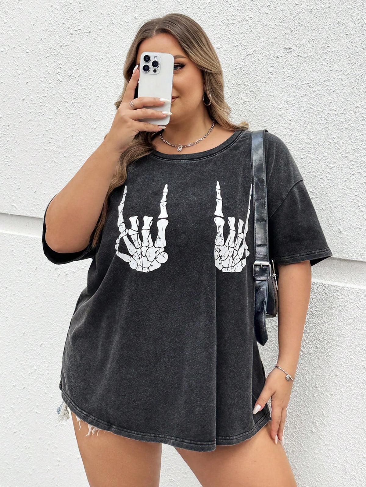 CURVE+ Plus Size Women's Dark Green Summer Grunge Goth 90s Everyday Office Concert Skeleton Hand Pattern Short Sleeved T-Shirt Loose Retro Knitted Top