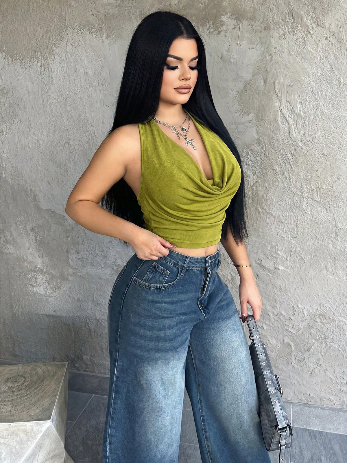 Dayanna Comas Women Scoop Neck Sleeveless Cropped Y2K Red Sexy Top, Stylish Plain Color Casual, Streetwear