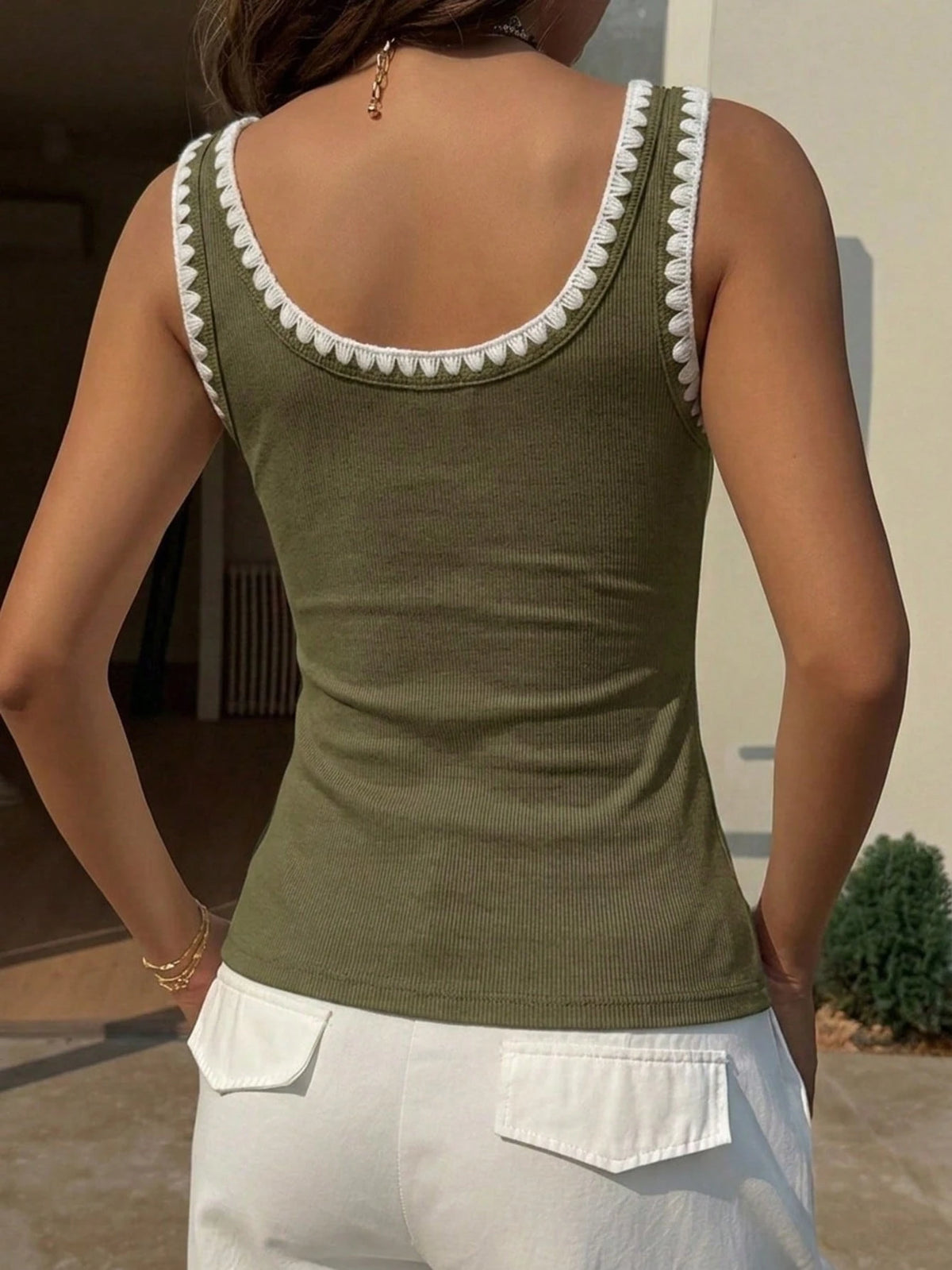 DAZY Holiday Green Decorative Contrast Trim Casual Slim Fit Women Tank Top, Summer Y2K