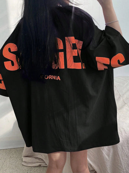 DAZY Letter Graphic Drop Shoulder Oversized Tee, Unisex