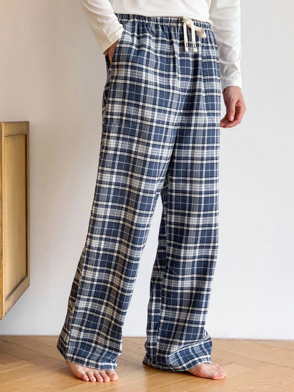 DAZY Men's Plaid Multi-Color Loungewear Bottoms, Autumn, Fall Pajama, Winter