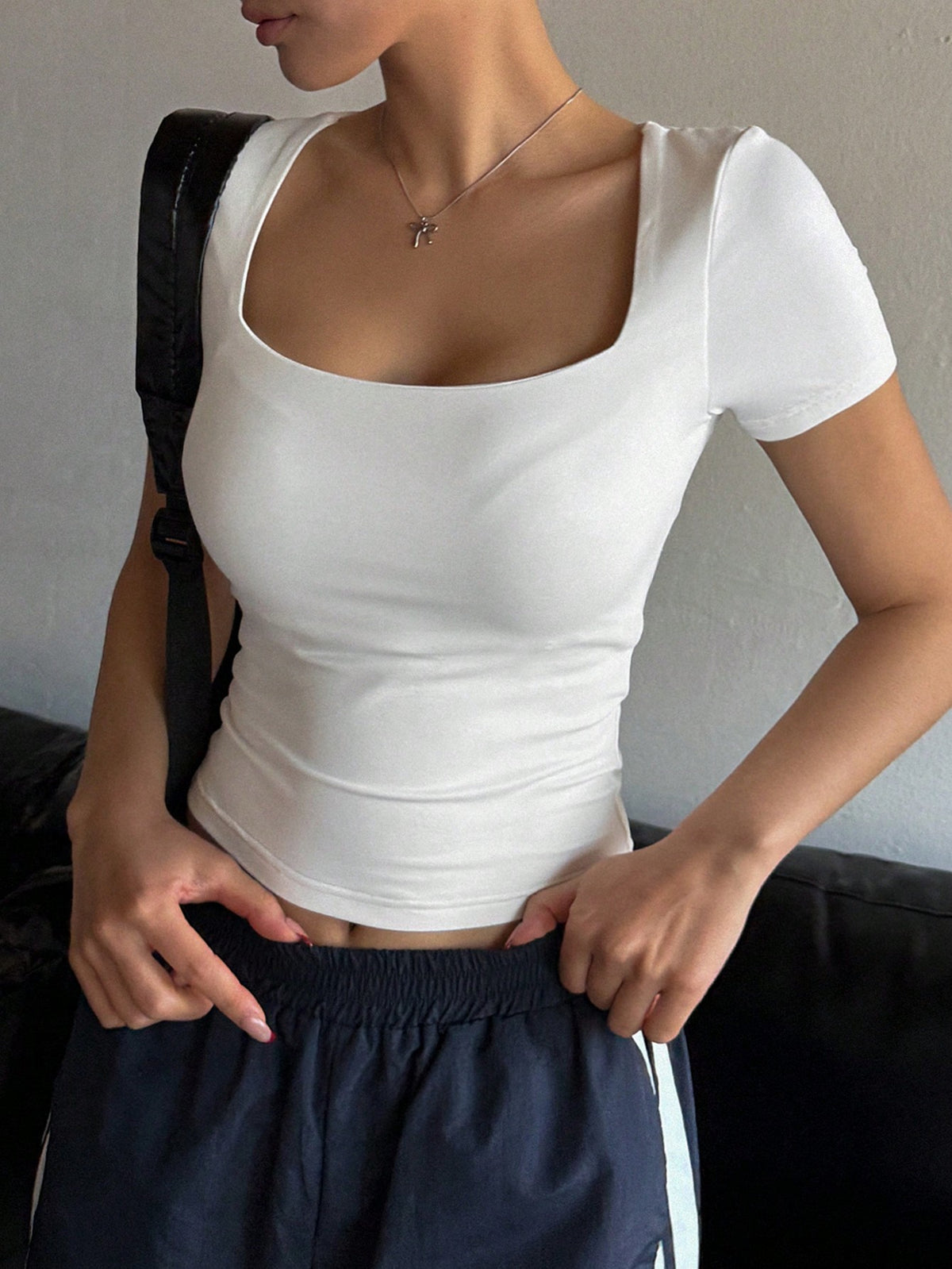 DAZY Women Square Neck Short Sleeve Fitted Solid Color T-Shirt, Casual Everyday Wear,Crop Tops Women Cute Tops