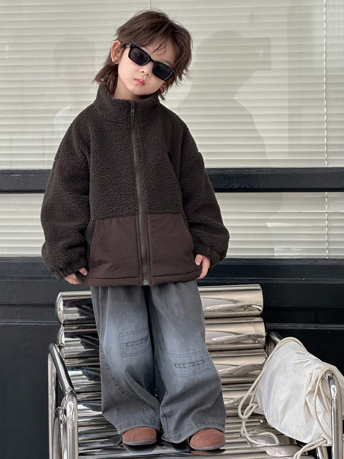 DAZY Young Boy Autumn/Winter Embroidered Design Drop Shoulder Long Sleeve Zip-Up Sherpa Jacket