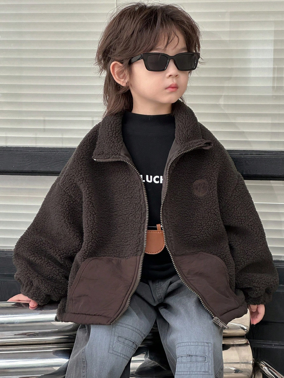 DAZY Young Boy Autumn/Winter Embroidered Design Drop Shoulder Long Sleeve Zip-Up Sherpa Jacket
