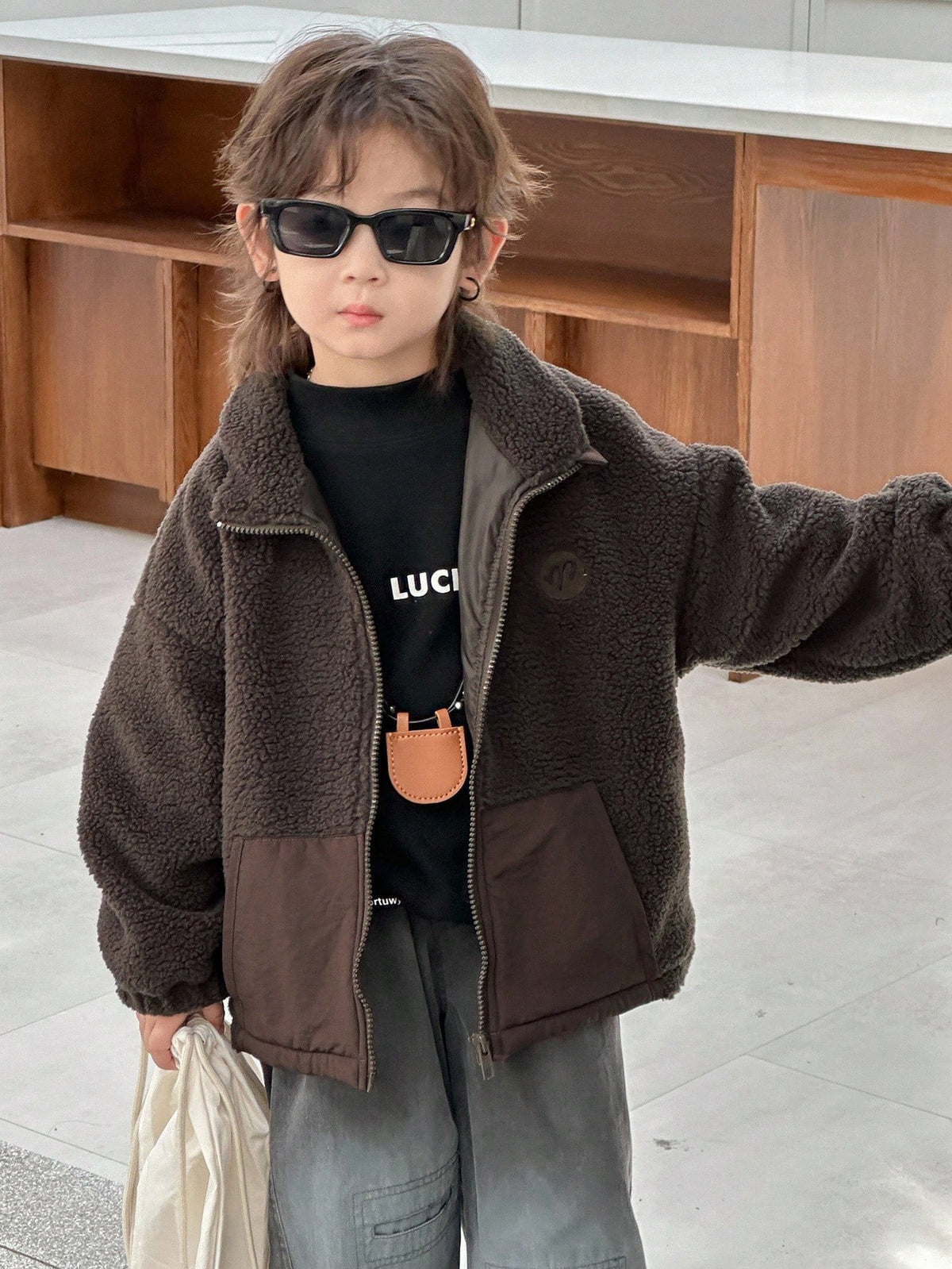 DAZY Young Boy Autumn/Winter Embroidered Design Drop Shoulder Long Sleeve Zip-Up Sherpa Jacket