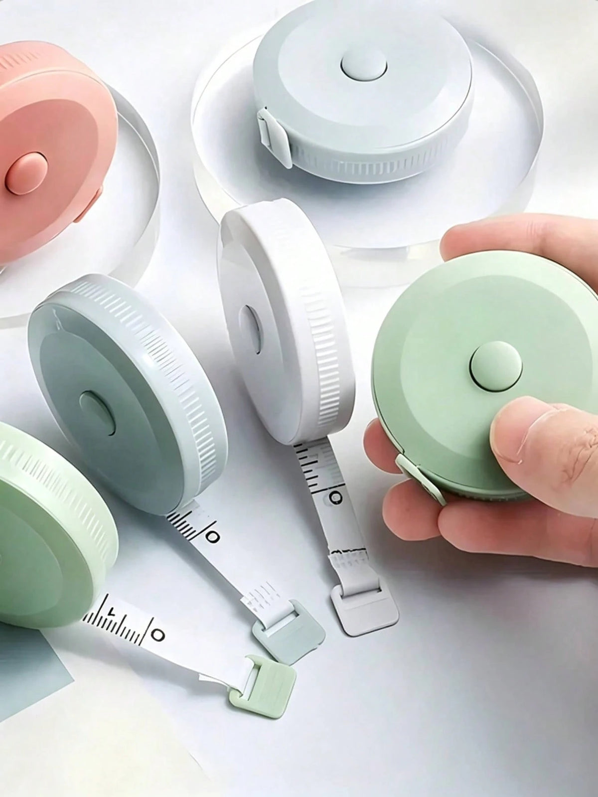 Double-Sided Dual-Scale Mini Soft Tape Measure Set, Portable Mini Retractable Tape Measure, Retractable Round Measuring Tape- Portable Retractable Locking Mechanism And Clear Centimeter/Inch Markings