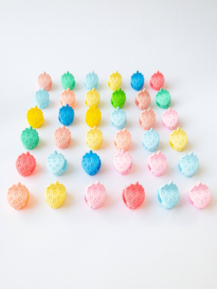 Eggy Cakes - Mini Strawberry Hair Clips (36 Pack)