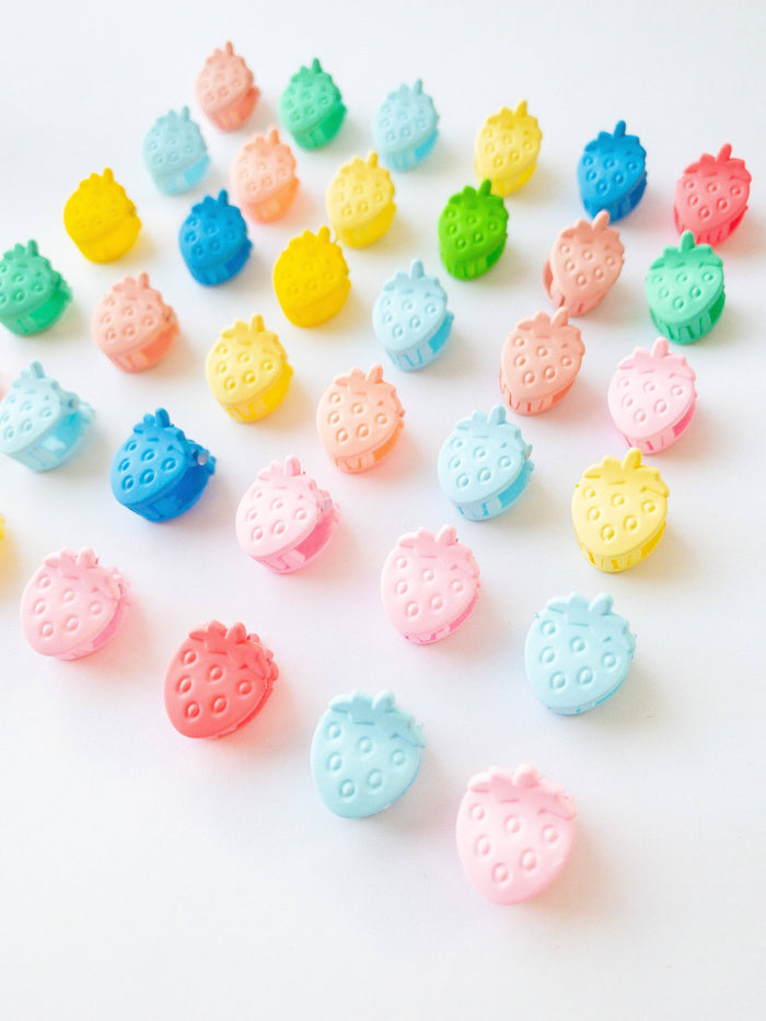 Eggy Cakes - Mini Strawberry Hair Clips (36 Pack)