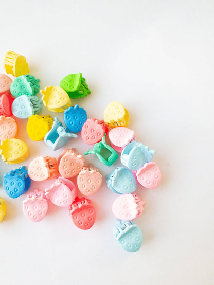 Eggy Cakes - Mini Strawberry Hair Clips (36 Pack)