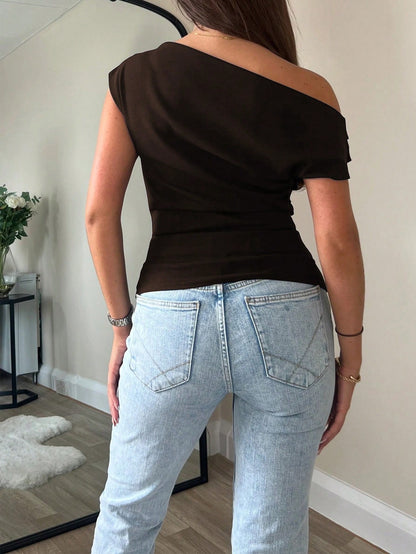 Elegant Casual Chic Asymmetrical Shoulder Crop Top,Slim Fit Sexy Bare Shoulder Short Shirt For Women Summer Brown