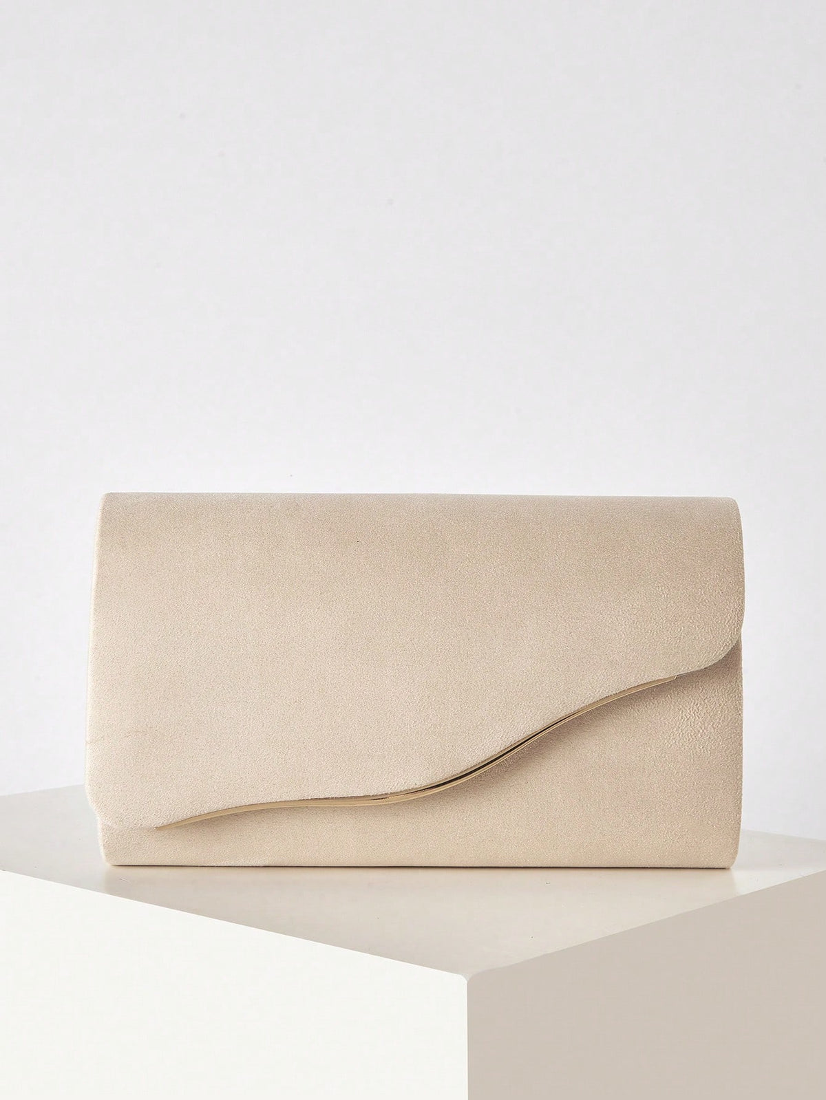 Elegant Velvet Material Large Women's Clutch Bag,  With Detachable Chain Strap, Suitable For Weddings, Parties, Galas,Bride