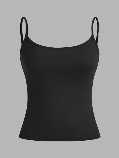 EZwear 3pcs Women's Camisole Cropped Tank Top, Fitted And Sexy, Suitable For Summer 3 Packs Black Tank Tops Back To School