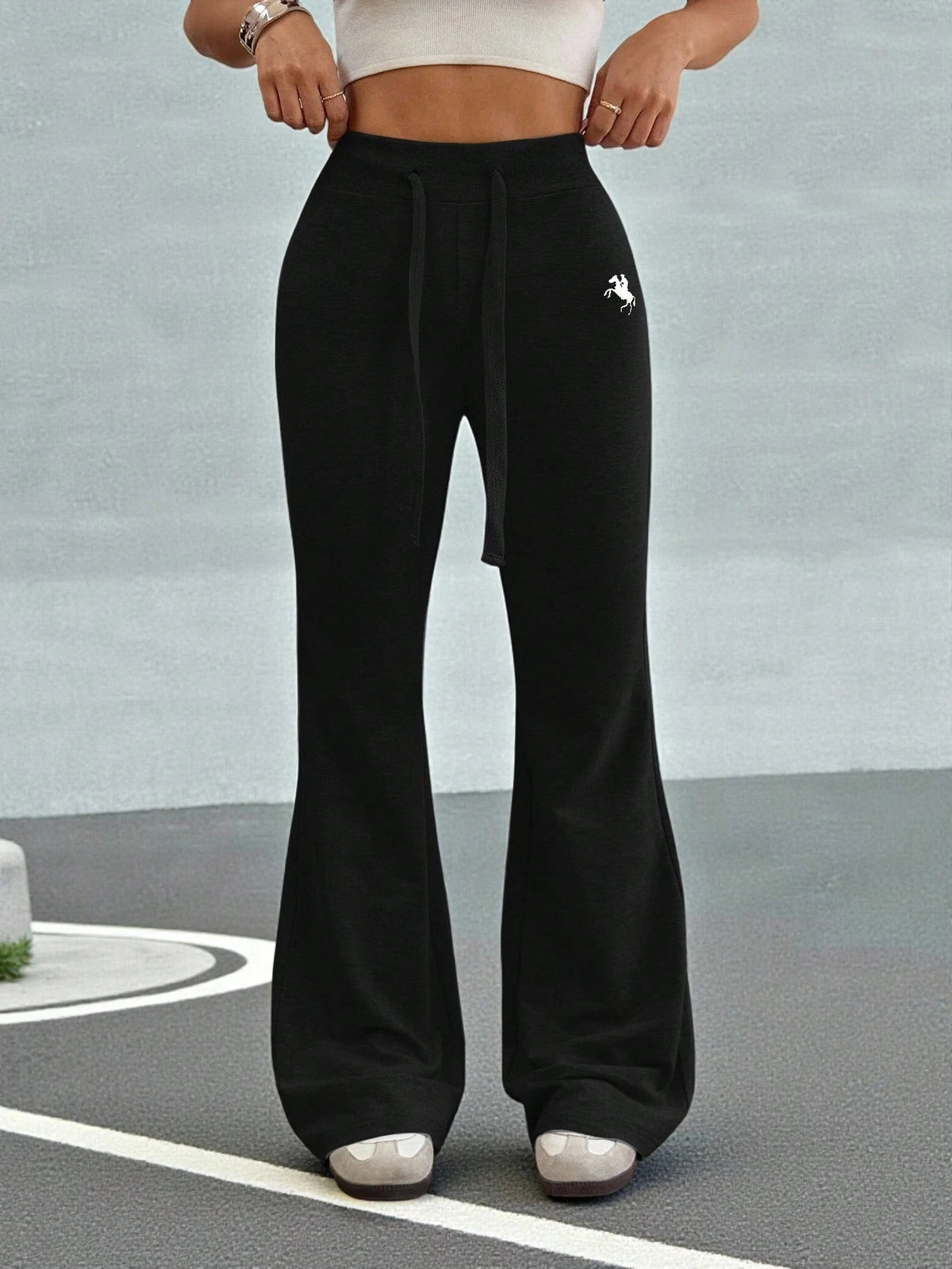 EZwear Plain Skinny Black Sweatpants In Soft Knitted Fabric For Everyday Comfort Flared Sweatpants,Fall Clothes For Women