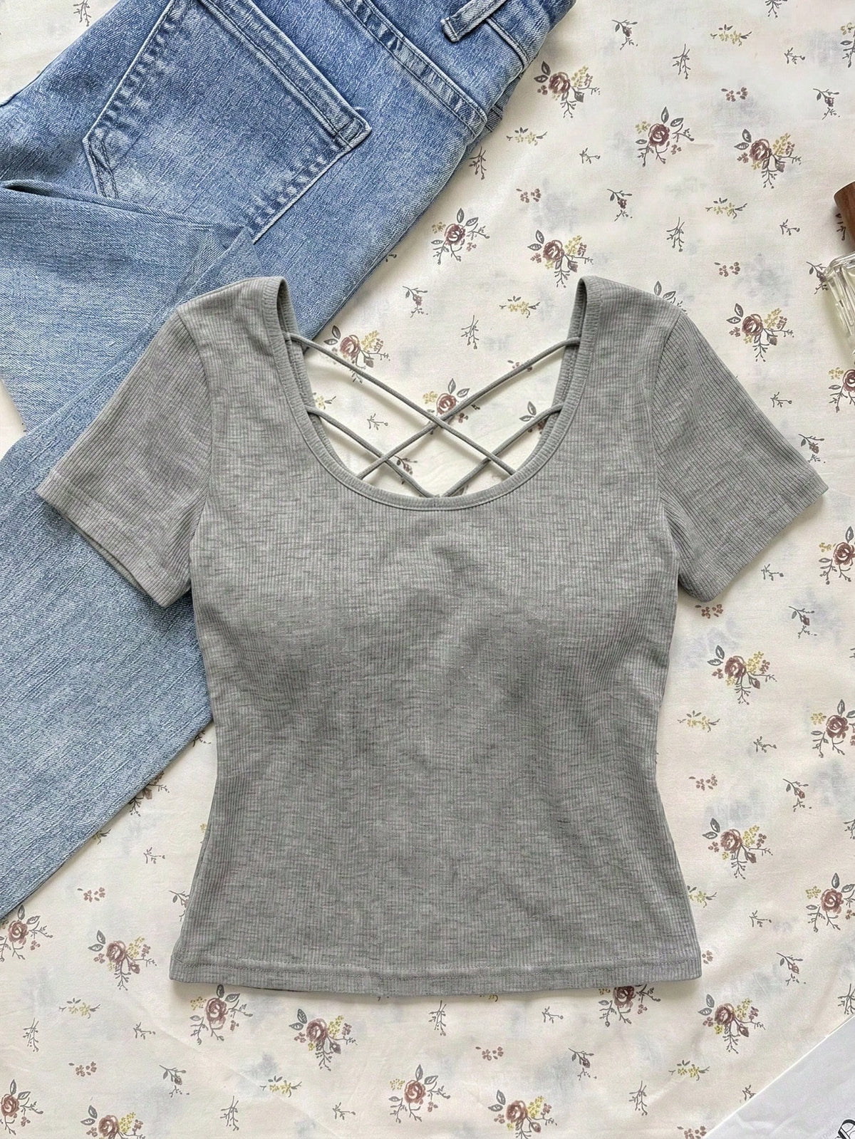 EZwear Women's Black Light Grey Summer Casual Sexy Night Out Solid Color Ribbed T-Shirt With Padded Bra, Elegant Camisole Top, Y2K Outing Party Commute Wear