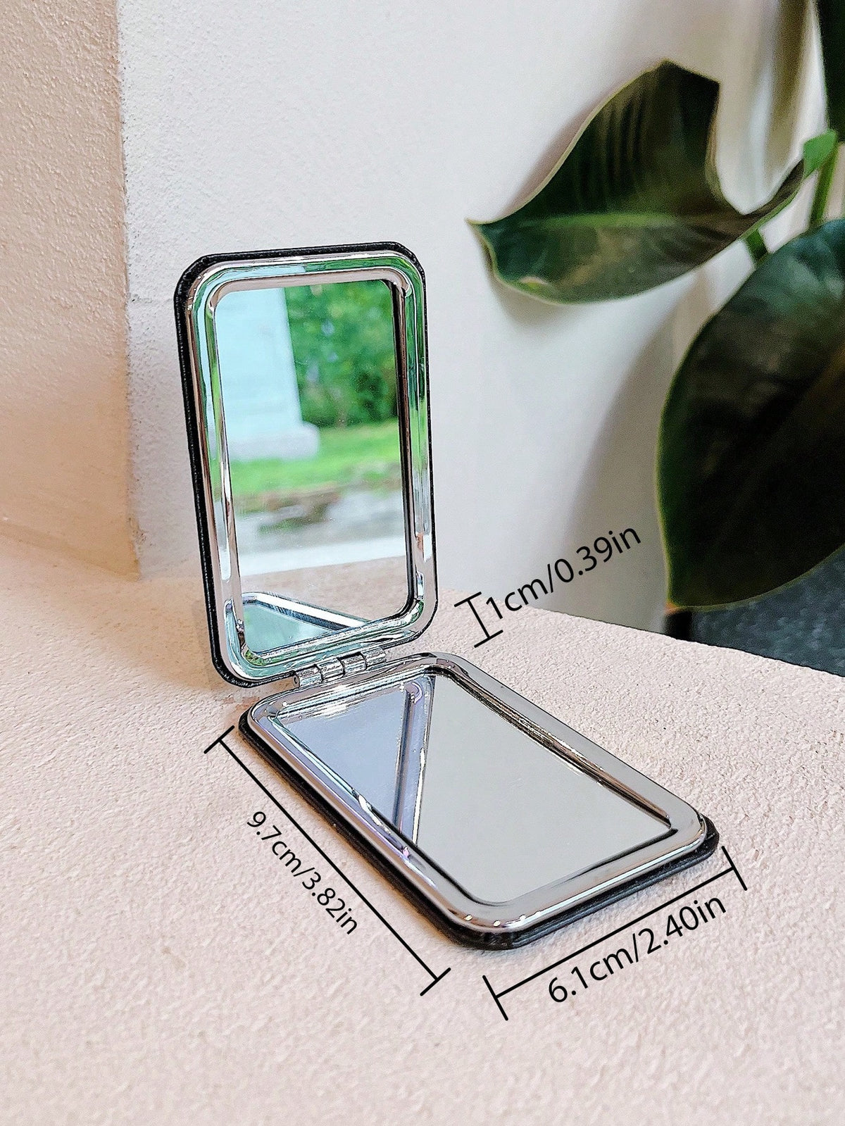 Foldable Heart Print Mirror