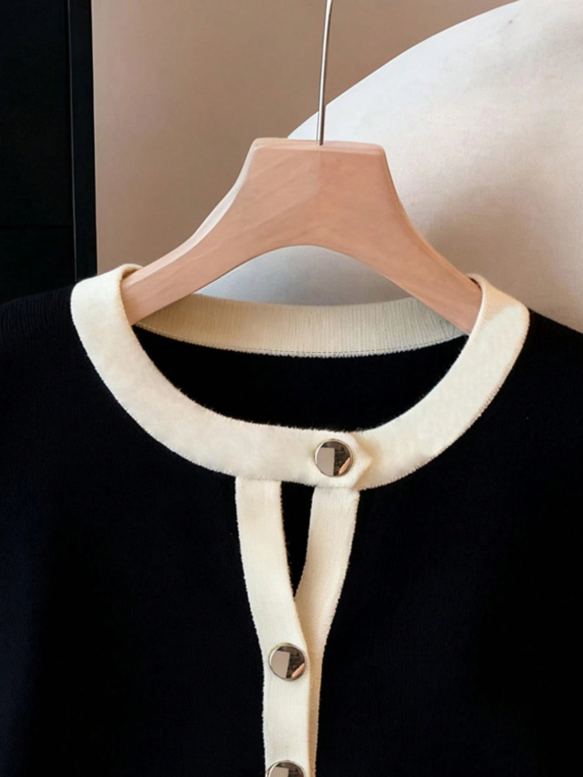Franclia Casual Commuter Versatile Color Block Long Sleeve T-Shirt, Autumn