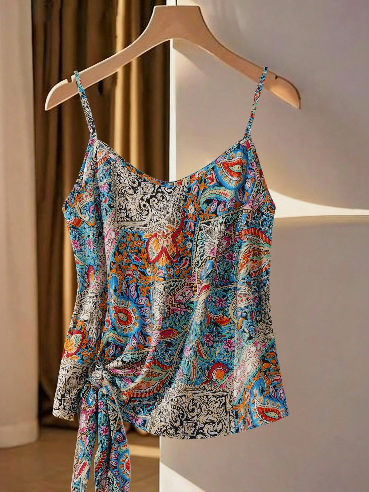 Franclia Women Boho Multicolor Random Print Woven Fabric Cami Top With Spaghetti Strap Regular Length