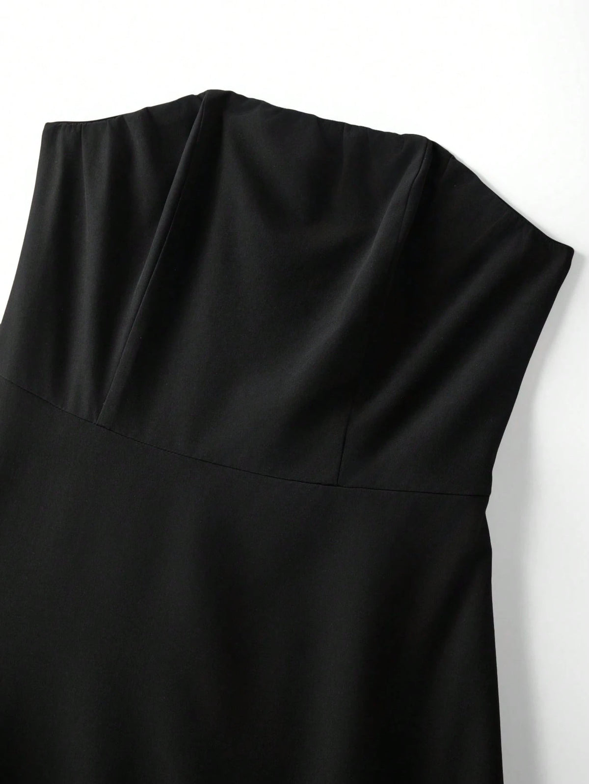 Franclia Women's Elegant Summer Black And White Contrast Color Layered Ruffle Bandeau Dress,Formal Party Reception Dinner Dress,Shirred Back Vacation Outfit