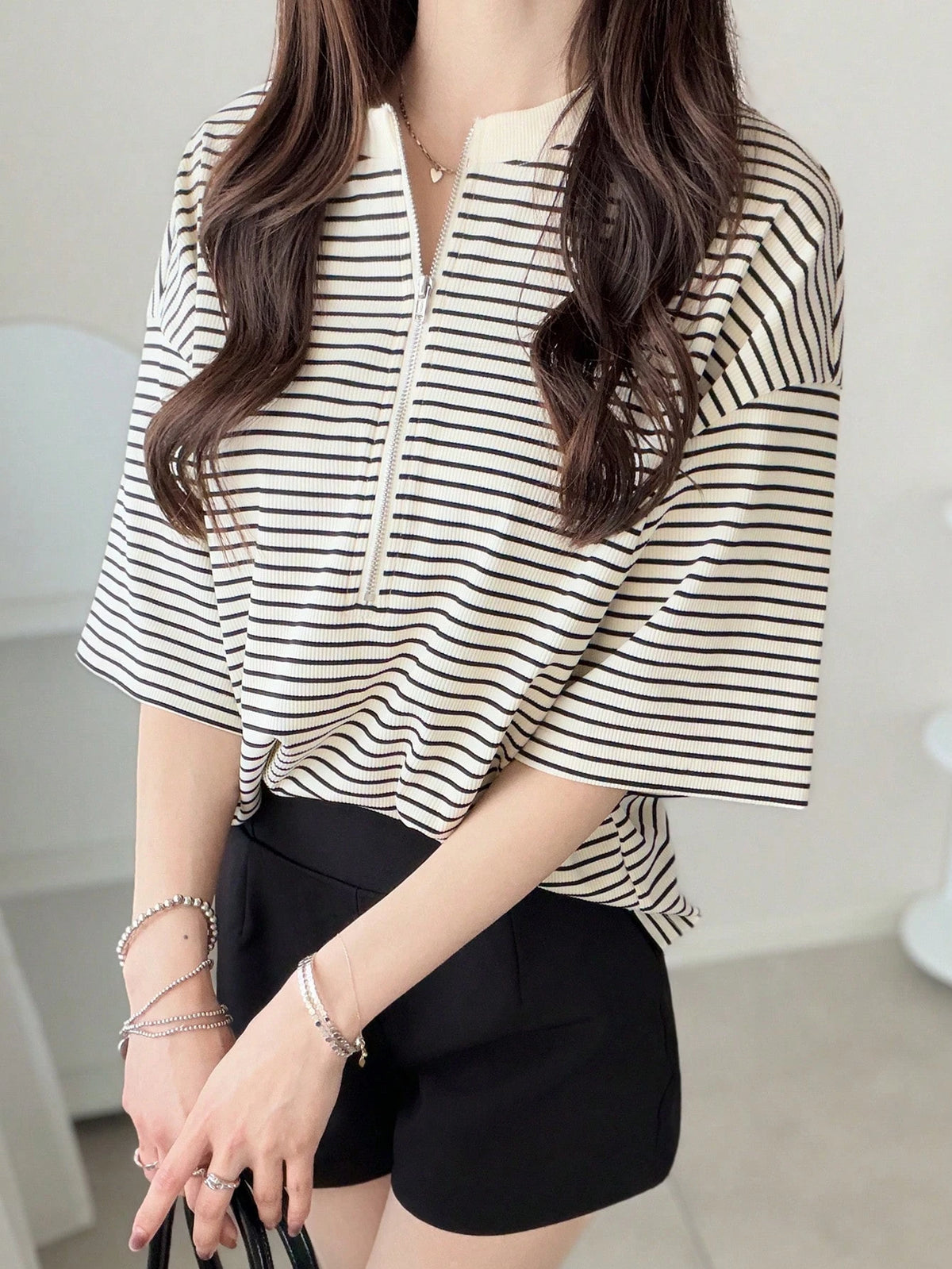 FRIFUL Women's Wavy Striped Loose Contrast Trim Short Sleeve T-Shirt, Summer Casual Wear