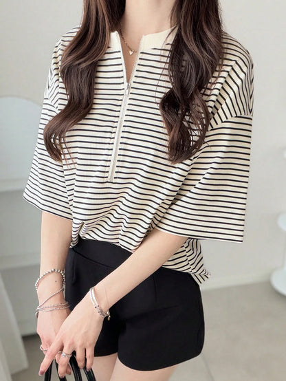 FRIFUL Women's Wavy Striped Loose Contrast Trim Short Sleeve T-Shirt, Summer Casual Wear